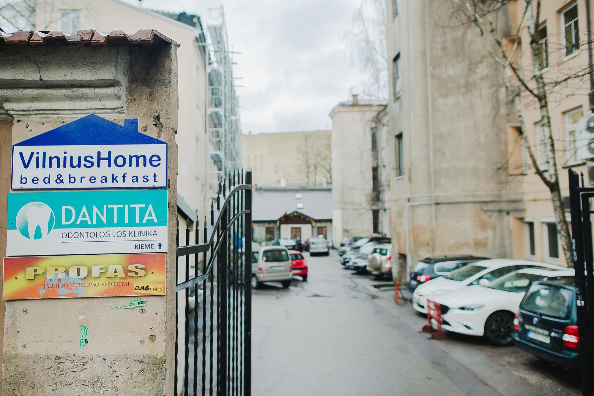 Vilnius Home Bed And Breakfast ภายนอก รูปภาพ