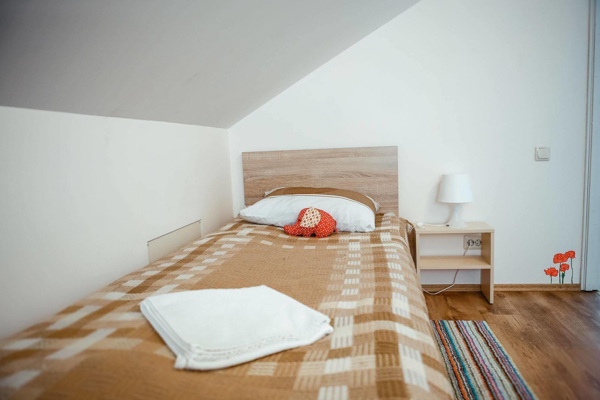 Vilnius Home Bed And Breakfast ภายนอก รูปภาพ